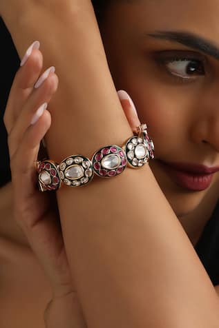 Swabhimann Multicolour Polki Kada 