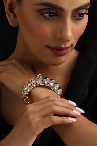 Swabhimann Green Polki Kada 