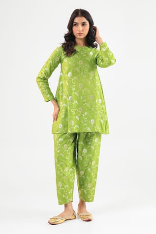 Amrood Green Pure Banarsi Kurta Salwar Set 