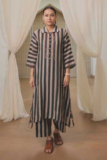 Rekha Agra Black Hand Block Printed Kurta Set 
