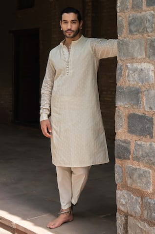 Preevin Off White Dots Full Embroidered Kurta With Pant 