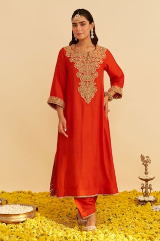Sheetal Batra Hiba Kaftan Set 