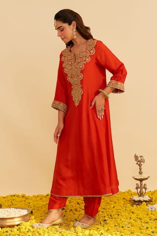 Sheetal Batra Hiba Kaftan Set 