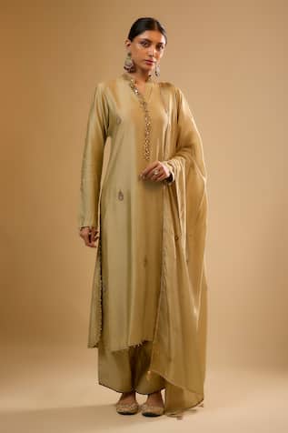 Label Niti Bothra Butti Embroidered Kurta With Pant 