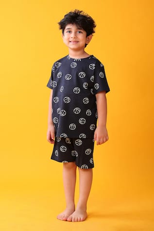 Anthrilo Black Printed T-Shirt & Shorts Set 