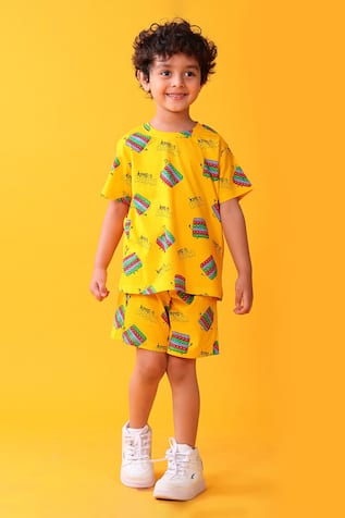 Anthrilo Yellow Designer T-Shirt & Shorts Set 