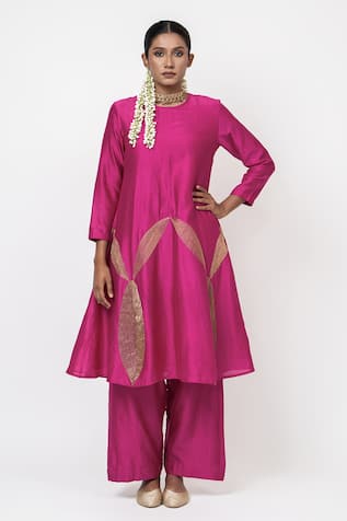KAJAL AGRAWAL Duckweed Handwoven Kurta Set 