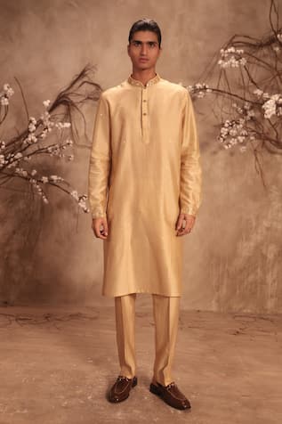 Label Niti Bothra Nazakat Ivory Embroidered Collar Kurta set 