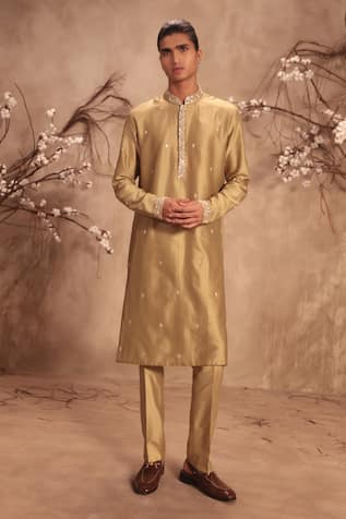 Label Niti Bothra Nazakat Light Green Mirror Work Kurta Set 
