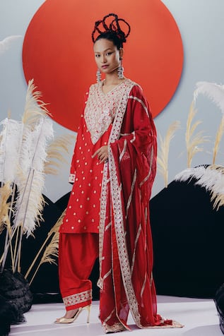 Krisha Sunny Ramani Designer Red Georgette Kurta Set 