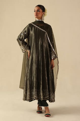 Begum Afsana Kalidar Kurta Set 