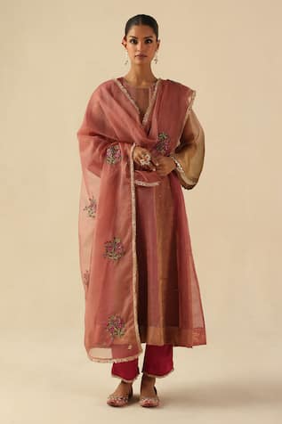 Begum Rimjhim Kurta Pant Set 