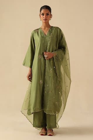 Begum Kohinoor Kurta Pant Set 