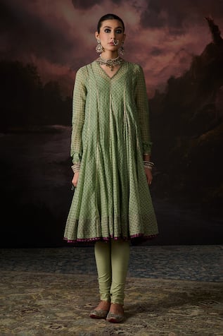 Swatti Kapoor Naaz Polka Dot Woven Churidar 