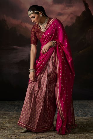 Swatti Kapoor Jasmine Floral Woven Saree With Blouse 
