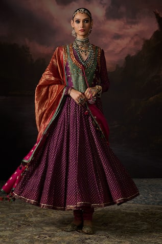 Swatti Kapoor Mehak Printed Churidar 