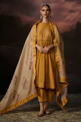 Swatti Kapoor Saif Floral Print Dupatta 