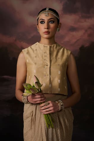 Swatti Kapoor Malik Floral Woven Gilet 