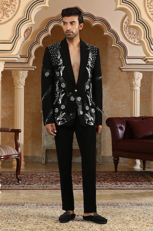 Kudrat Couture Heaven Embroidered Suit Set 