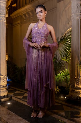 Farha Syed Lavender Embroidered Kurta Pant Set 