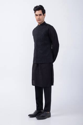 Kaka Calcutta Bead Embellished Black Bundi 