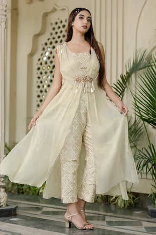 Farha Syed Ivory Beige Kurta Pant Bustier Set 