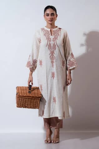 Vaani Beswal Somnia Embroidered Kurta Set 