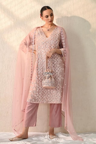 Ohh Crow Floral Jaal Embroidered Kurta Set 