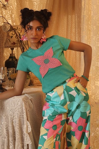 Kritika Murarka Green Knit Floral Applique T-shirt 