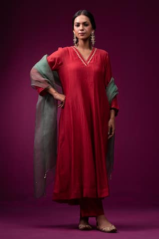 Trendy Tokari Silk Chanderi Kurta Set 