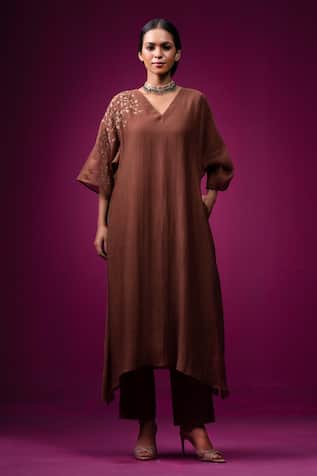 Trendy Tokari Silk Chanderi Kurta Set 