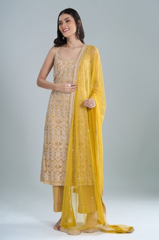 Ritika Mirchandani Agatha Embroidered Kurta Set 