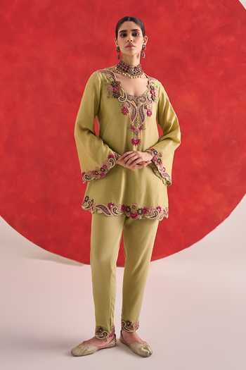 Ridhima Bhasin Nitya Embroidered Kurta Set 