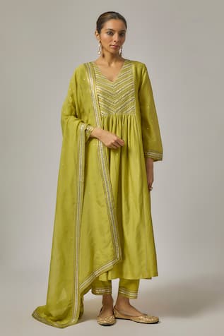 Priyal Prakash Embroidered Yoke Kurta Set 