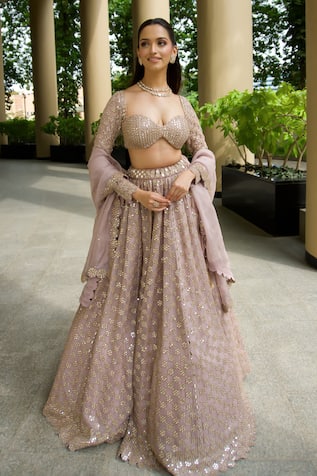 Vvani by vani vats Floral Jaal Embroidered Lehenga Set 