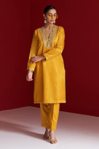 Sitaraa Jwala Mustard Embroidered Kurta With Pant 