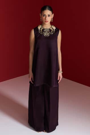 Sitaraa Vaidehi Coca Brown Embroidered Kurta With Pant 