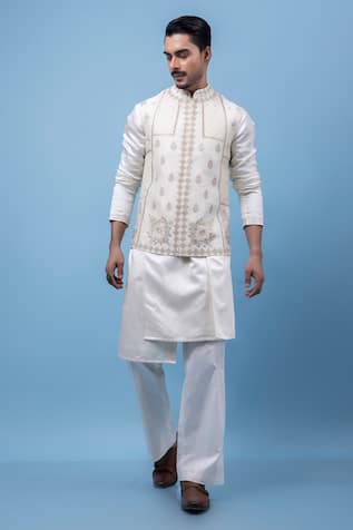 PAARSH Floral Embroidered Angrakha Kurta 