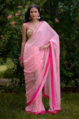 Nikasha Haseena Stripe Print Saree With Blouse 
