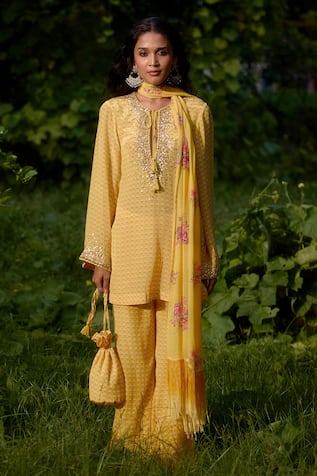 Nikasha Dilruba Floral Print Kurta Set 