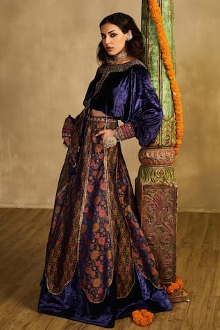 Reeti Arneja - Theklub Midnight Blue Velvet Dusk Lehenga Set 