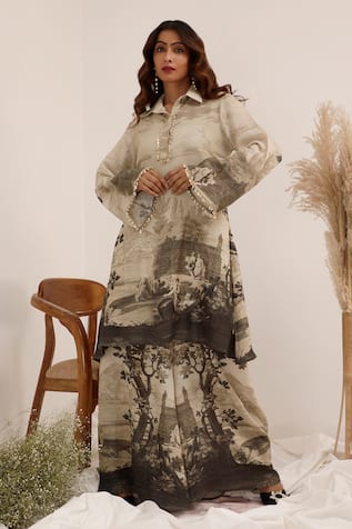 Surkh Syahi Vanya Tunic Set 