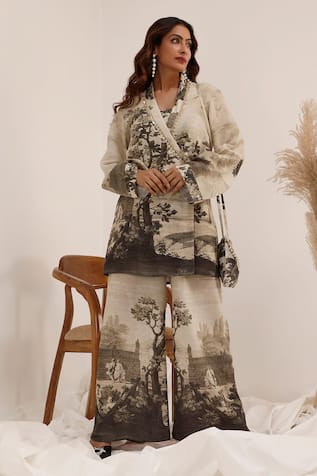 Surkh Syahi Vanya Blazer Set 