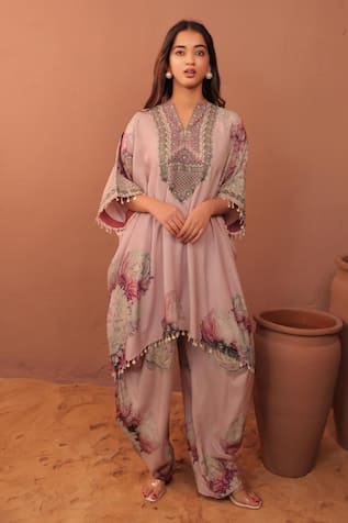 Surkh Syahi Carnation Crush Kaftan Set 