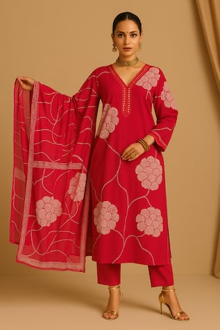 Thee Modern Roots Printed Kurta Set 