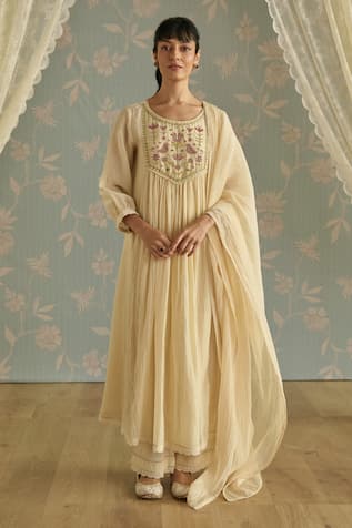 Kritika Dawar Naaz Handwoven Bead Embroidered Kurta Set 