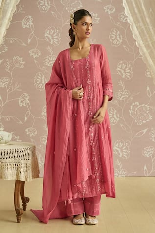 Kritika Dawar Roohi Coral Chanderi Panelled Kurta Set 
