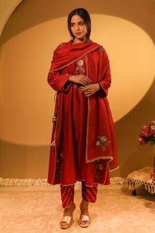 BO Tree Noor Chanderi Embroidered Kurta Set 