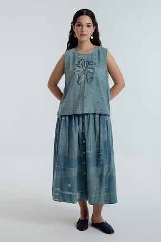 Rias Jaipur Indigo Sky Floral Pattern Top With Skirt 