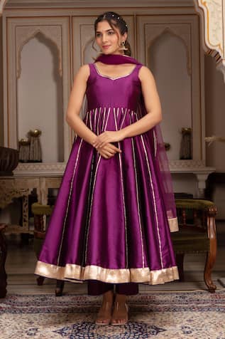 Pomcha Jaipur Seerat Taffeta Gota Patti Anarkali Set 